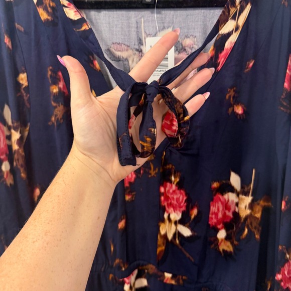 Torrid Navy Floral Print Long Sleeve‎ Tie Neck Midi Dress Plus Size 4X 26 Boho - Picture 4 of 12